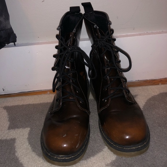 Brown Yoki boots! - Picture 5 of 5